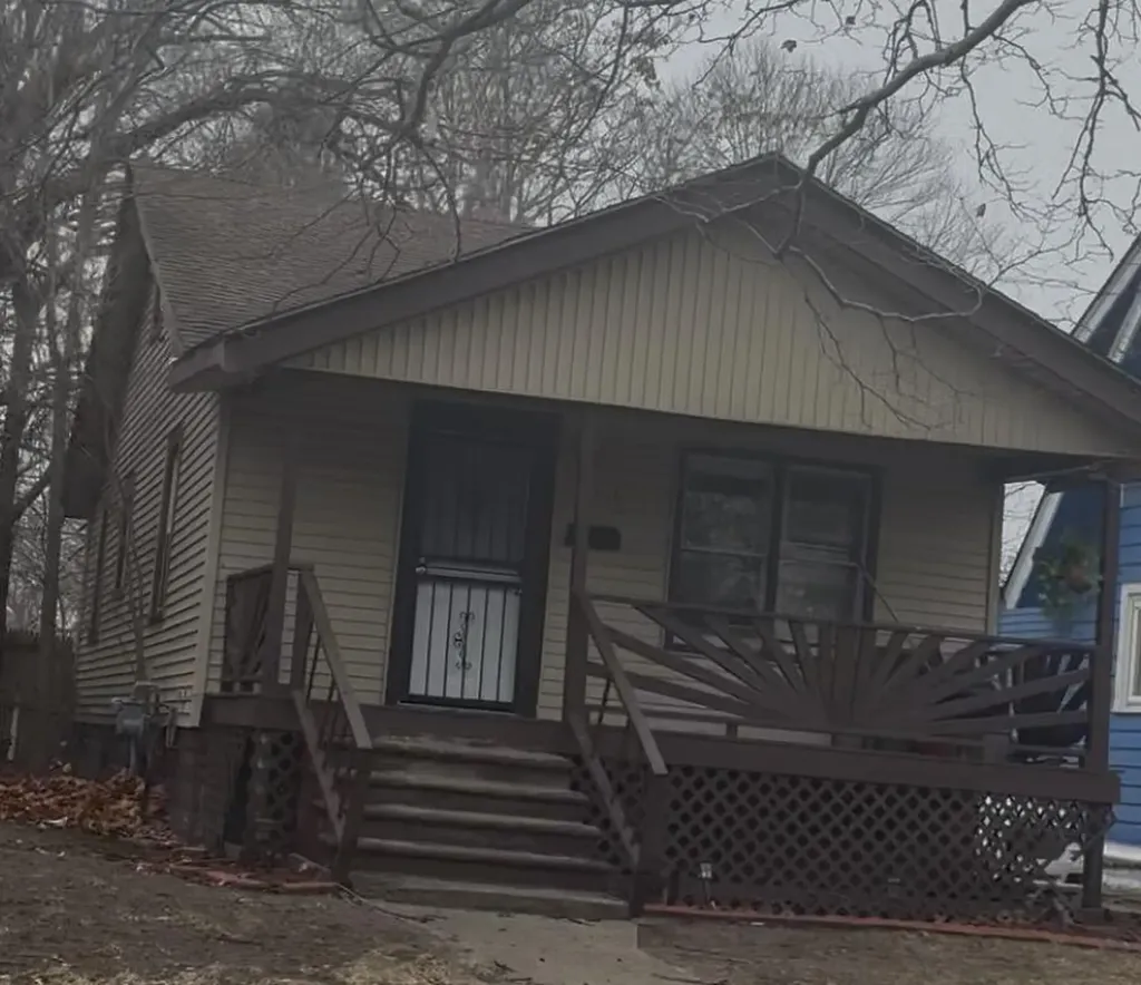 13918 Whitcomb Detroit City MI 48227