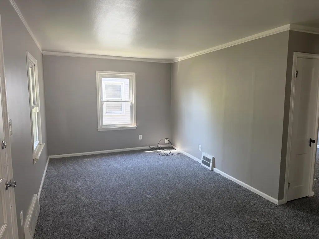 19421 Elkhart Street Harper Woods City MI 48225