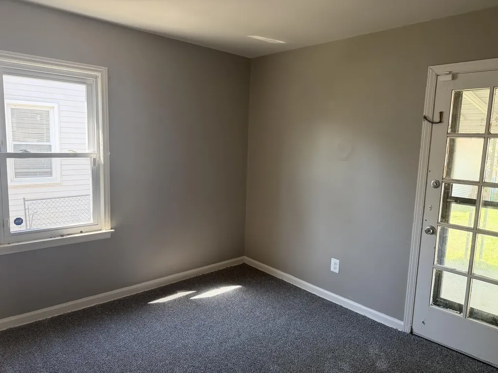 19421 Elkhart Street Harper Woods City MI 48225