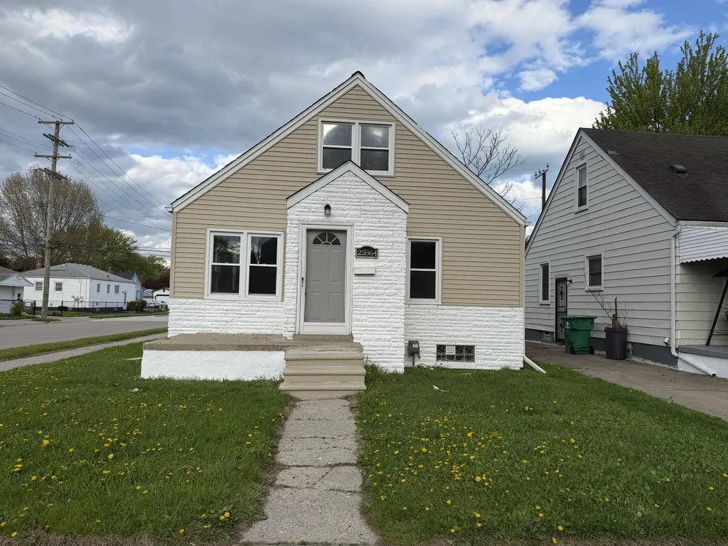 22864 Piper Avenue Eastpointe City MI 48021