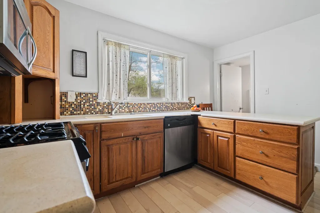 8659 N Canton Center Road Canton Charter Township MI 48187