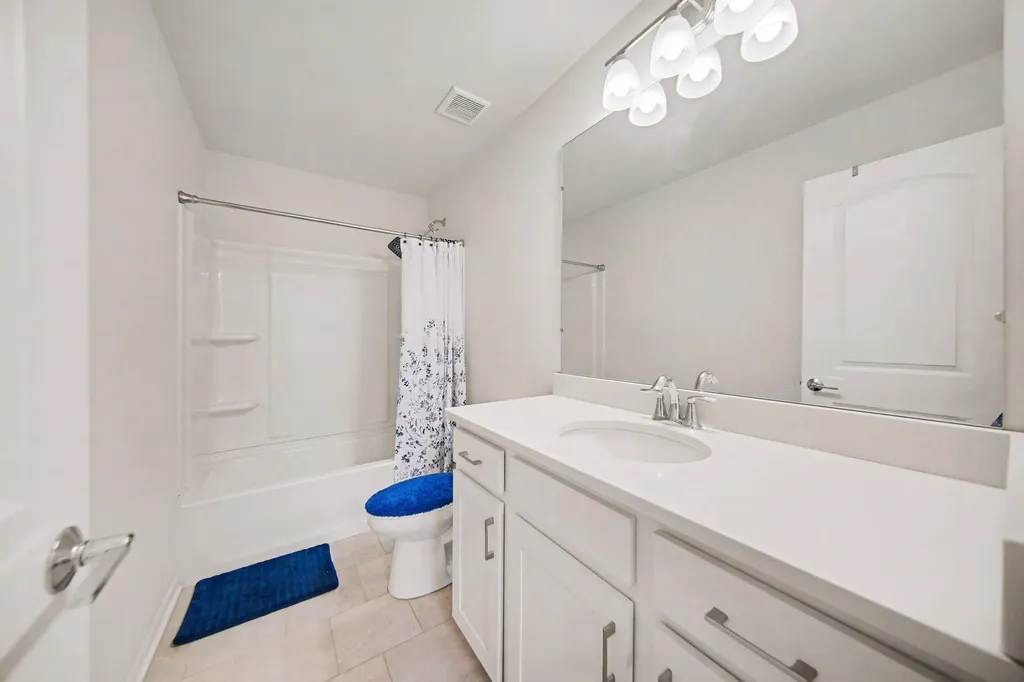503 Maize Loop Salem Township MI 48176