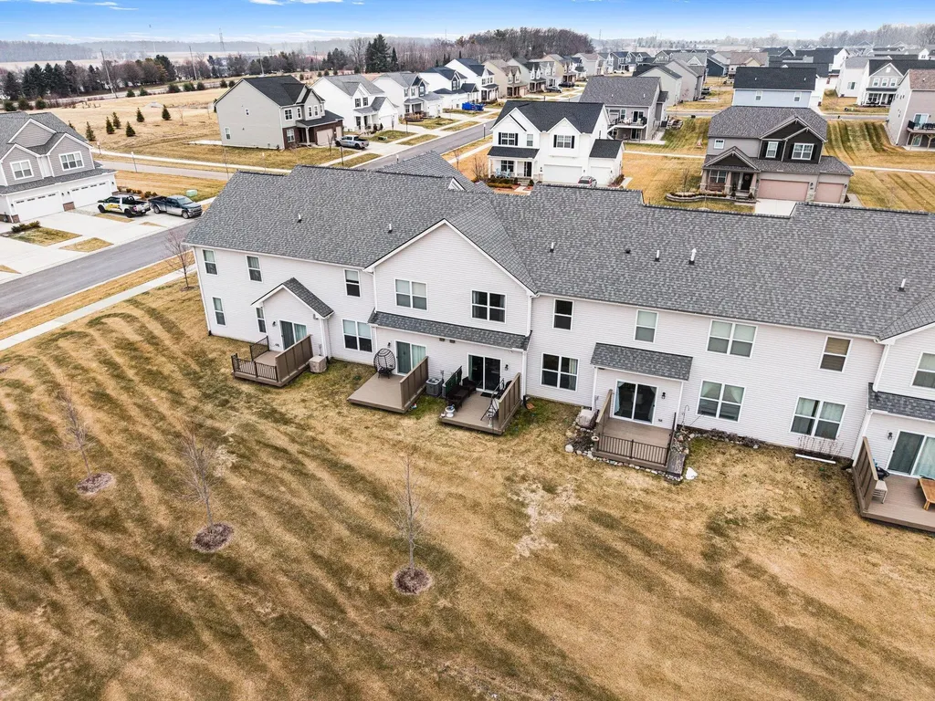 503 Maize Loop Salem Township MI 48176