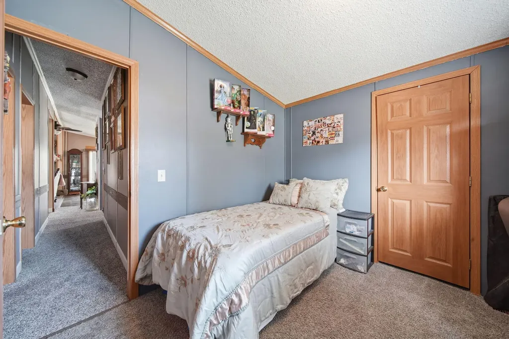 953 Savannah River Drive Adrian City MI 49221