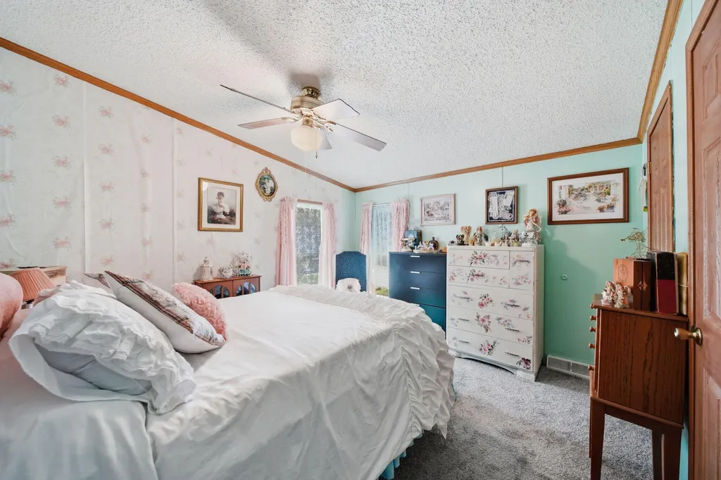 953 Savannah River Drive Adrian City MI 49221