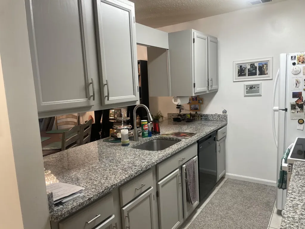 35815 Hunter Avenue Westland City MI 48185