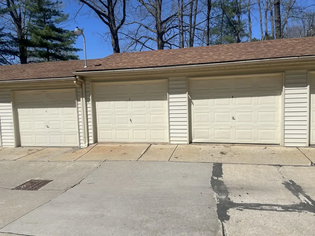 35815 Hunter Avenue Westland City MI 48185