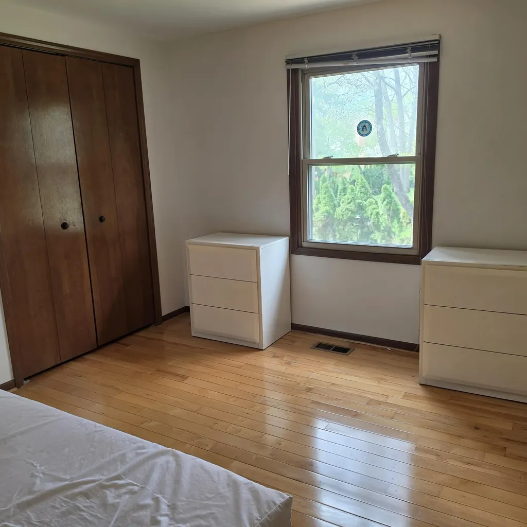 30129 Deer Run Farmington Hills City MI 48331
