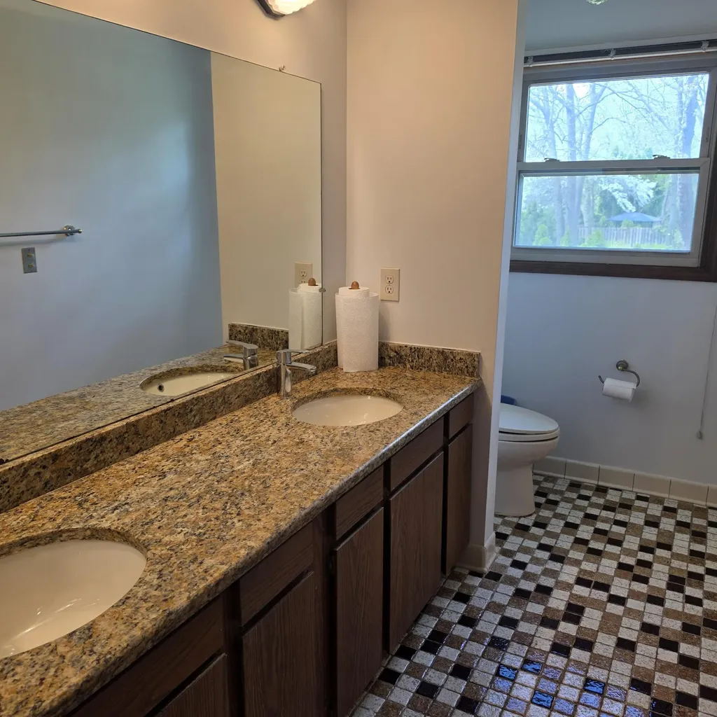 30129 Deer Run Farmington Hills City MI 48331