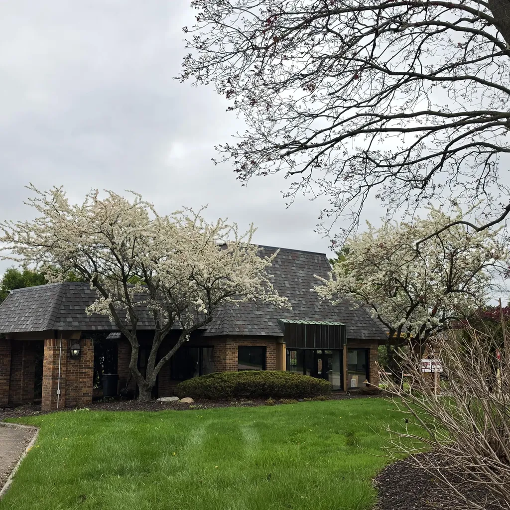 30129 Deer Run Farmington Hills City MI 48331