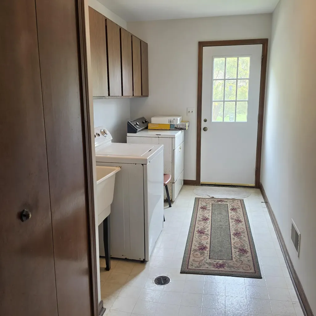 30129 Deer Run Farmington Hills City MI 48331