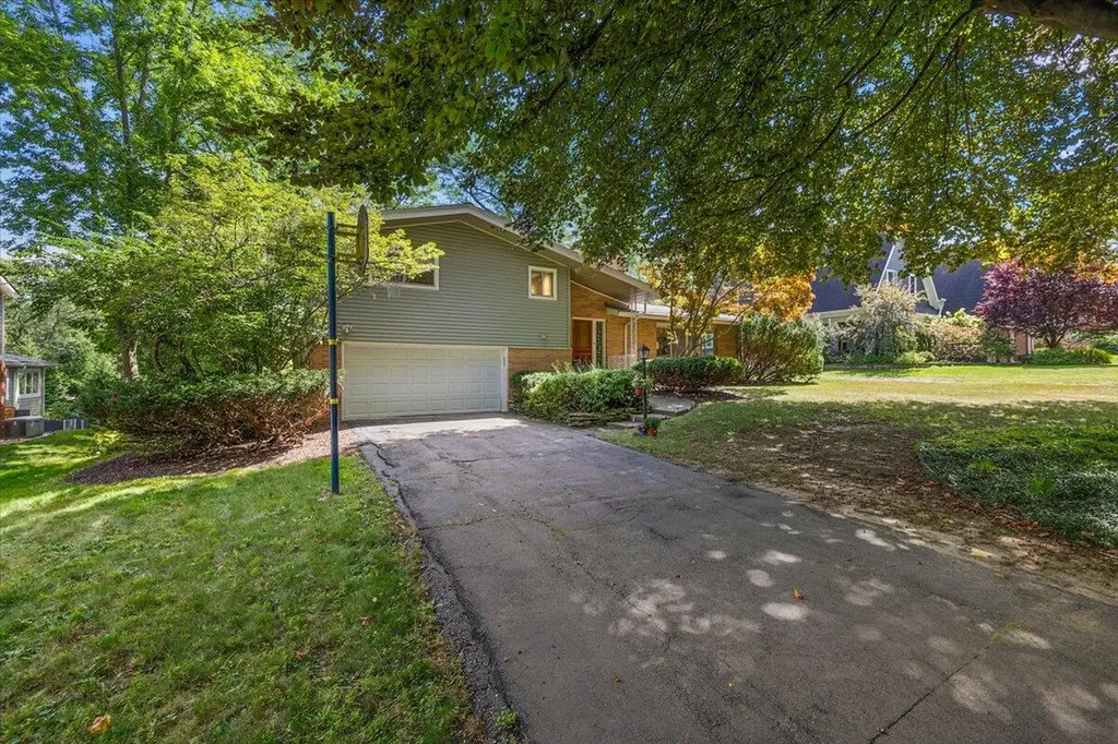 2511 Londonderry Road Ann Arbor City MI 48104