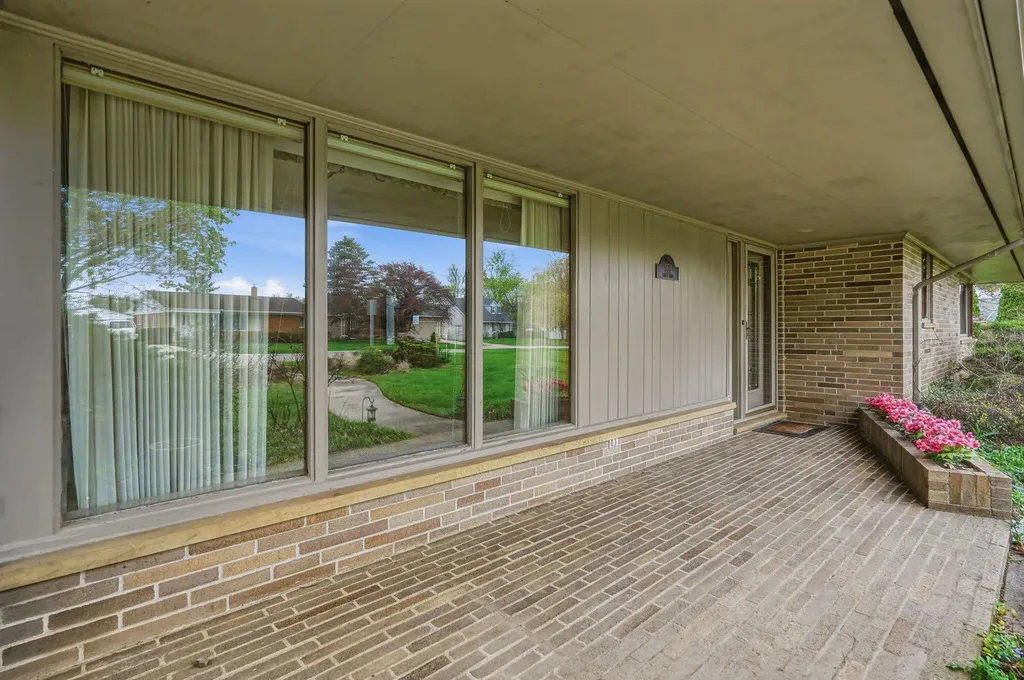 509 Mills Road Saline City MI 48176