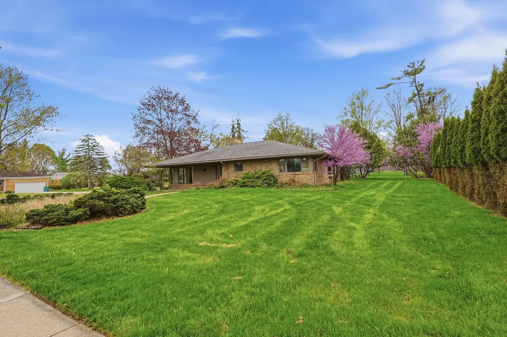 509 Mills Road Saline City MI 48176