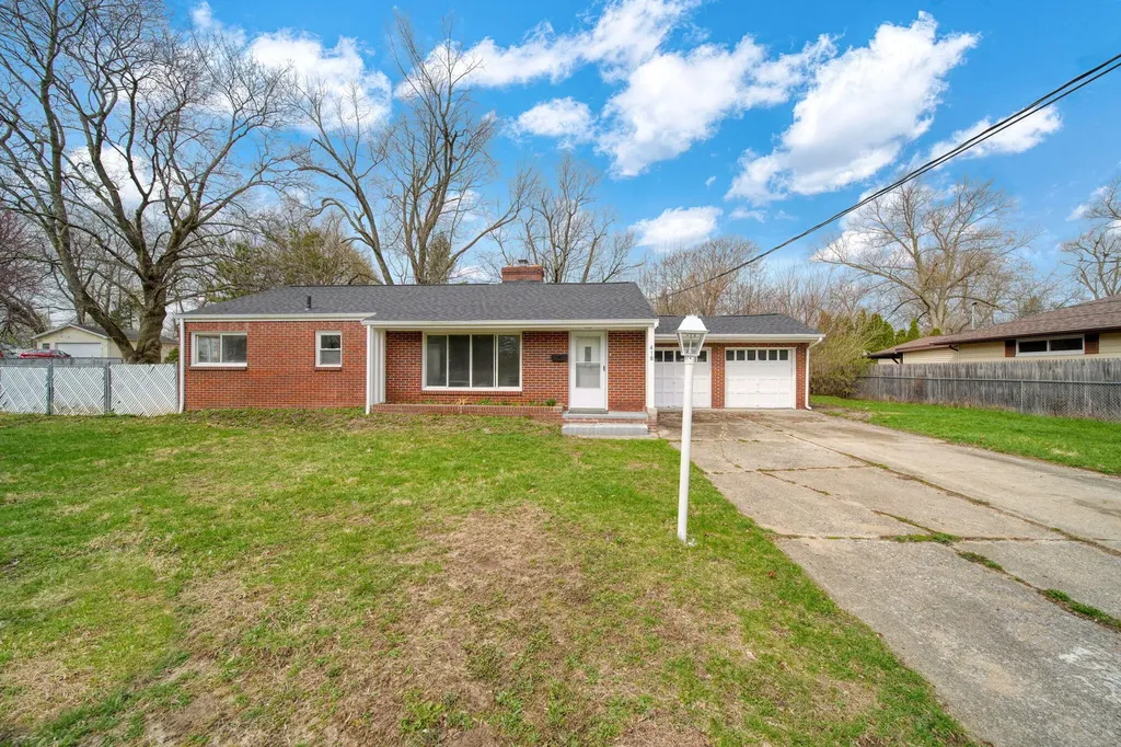 418 S Scott Street Adrian City MI 49221