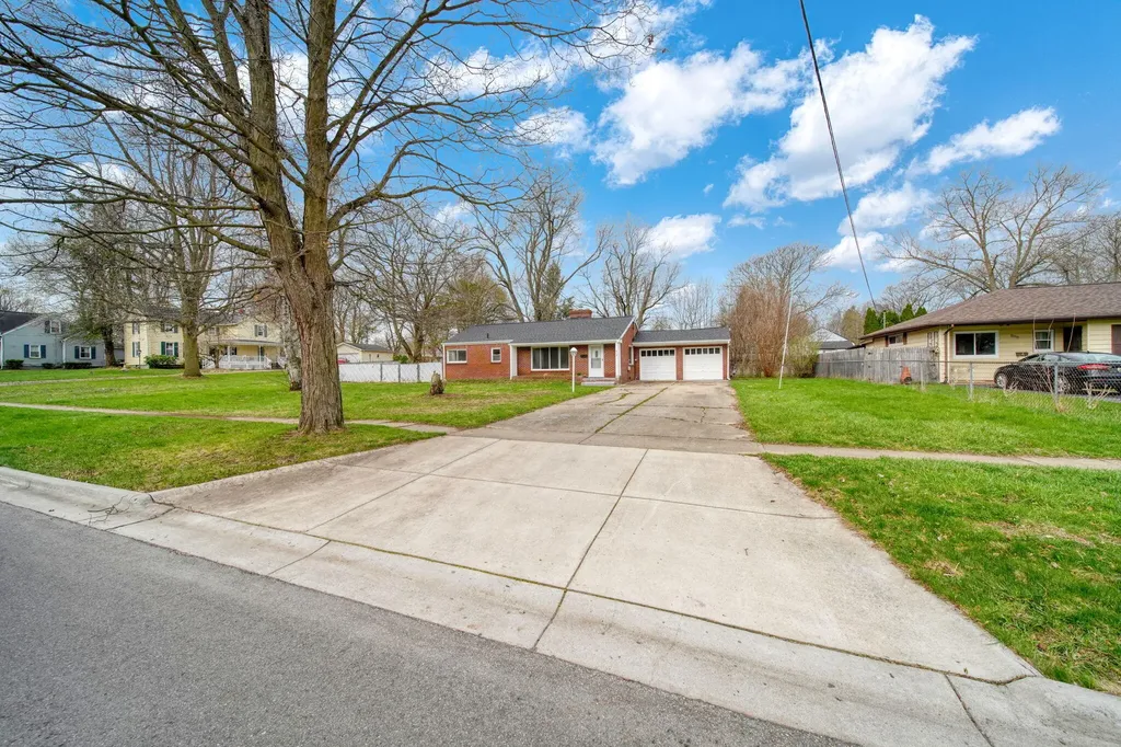 418 S Scott Street Adrian City MI 49221