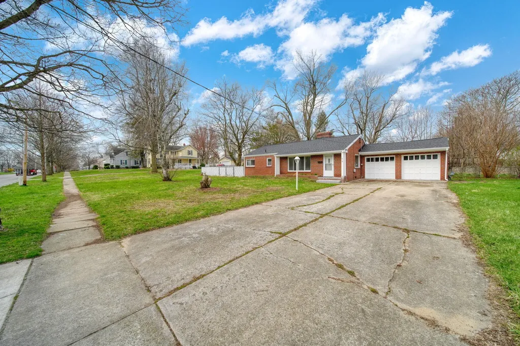 418 S Scott Street Adrian City MI 49221