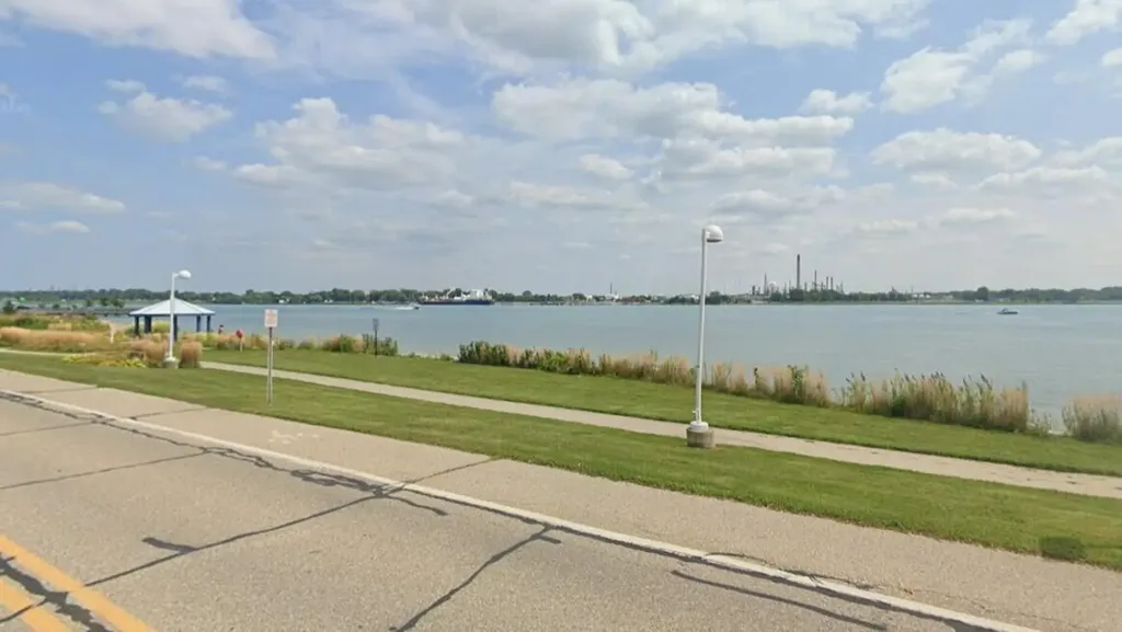 1660 River Road Marysville City MI 48040