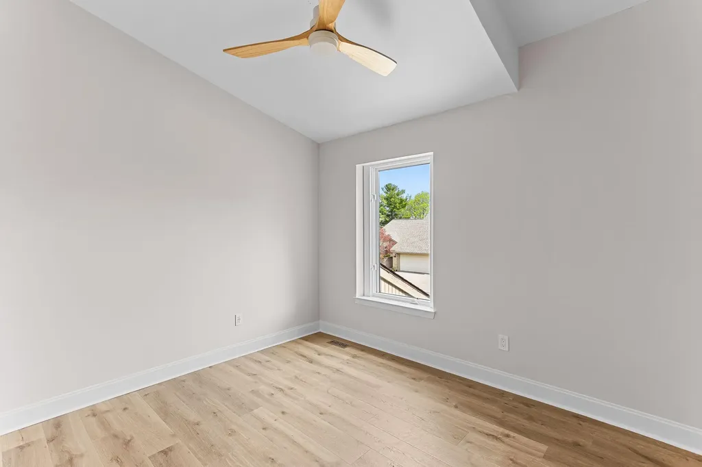4291 Foxpointe Drive West Bloomfield Charter Township MI 48323