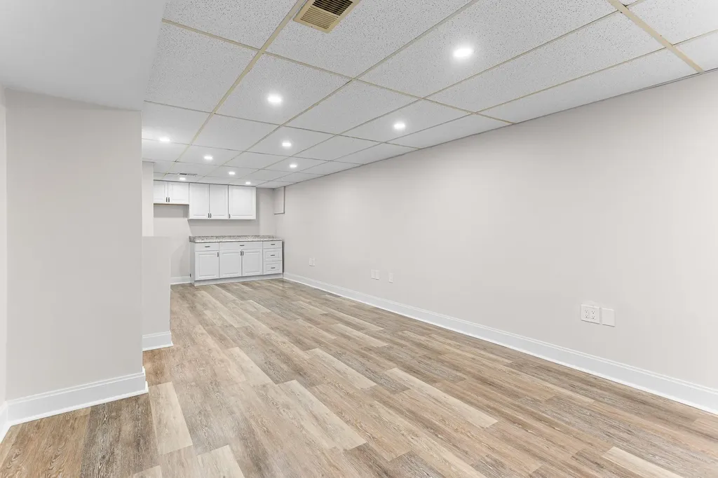 4291 Foxpointe Drive West Bloomfield Charter Township MI 48323