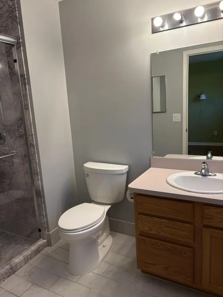 38320 Saratoga Circle Farmington Hills City MI 48331