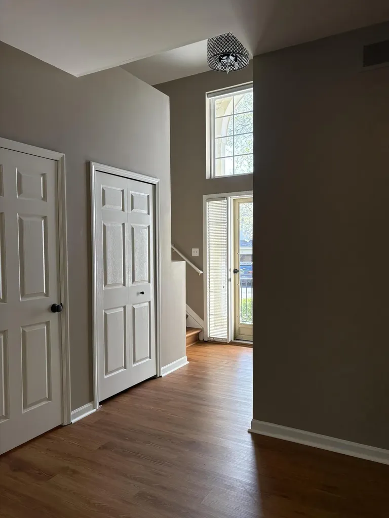 38320 Saratoga Circle Farmington Hills City MI 48331