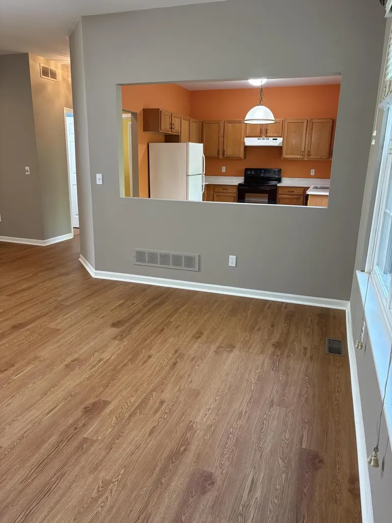 38320 Saratoga Circle Farmington Hills City MI 48331