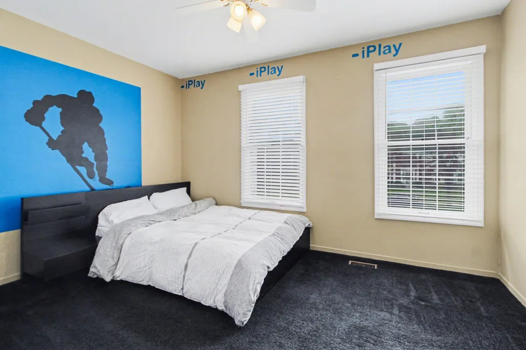 15698 Oakhill Court Livonia City MI 48154