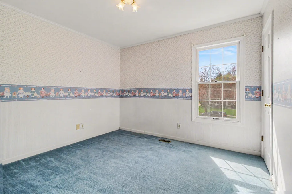 15698 Oakhill Court Livonia City MI 48154