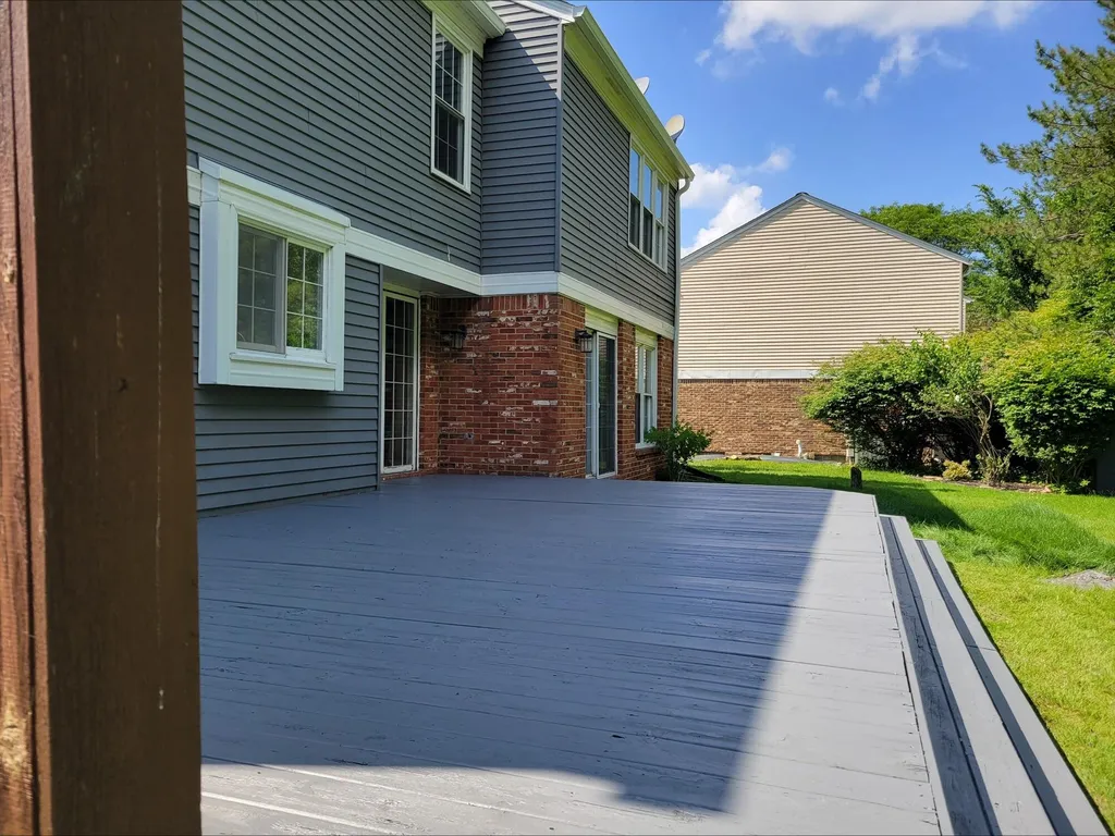 15698 Oakhill Court Livonia City MI 48154