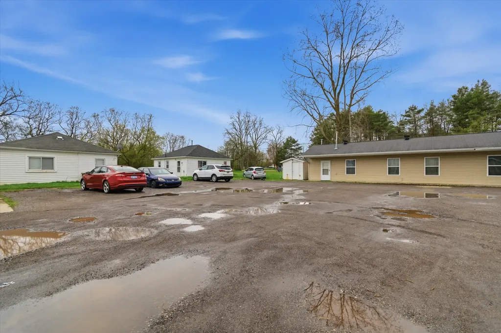 7191 N Dort Highway Genesee Charter Township MI 48458
