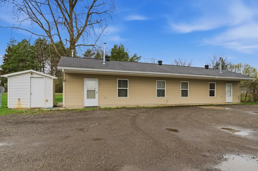 7191 N Dort Highway Genesee Charter Township MI 48458