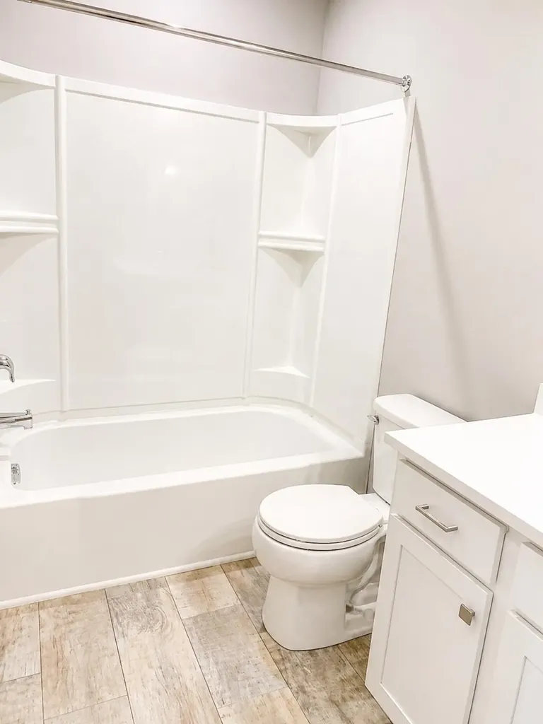 2832 Sycamore River Drive Handy Township MI 48836