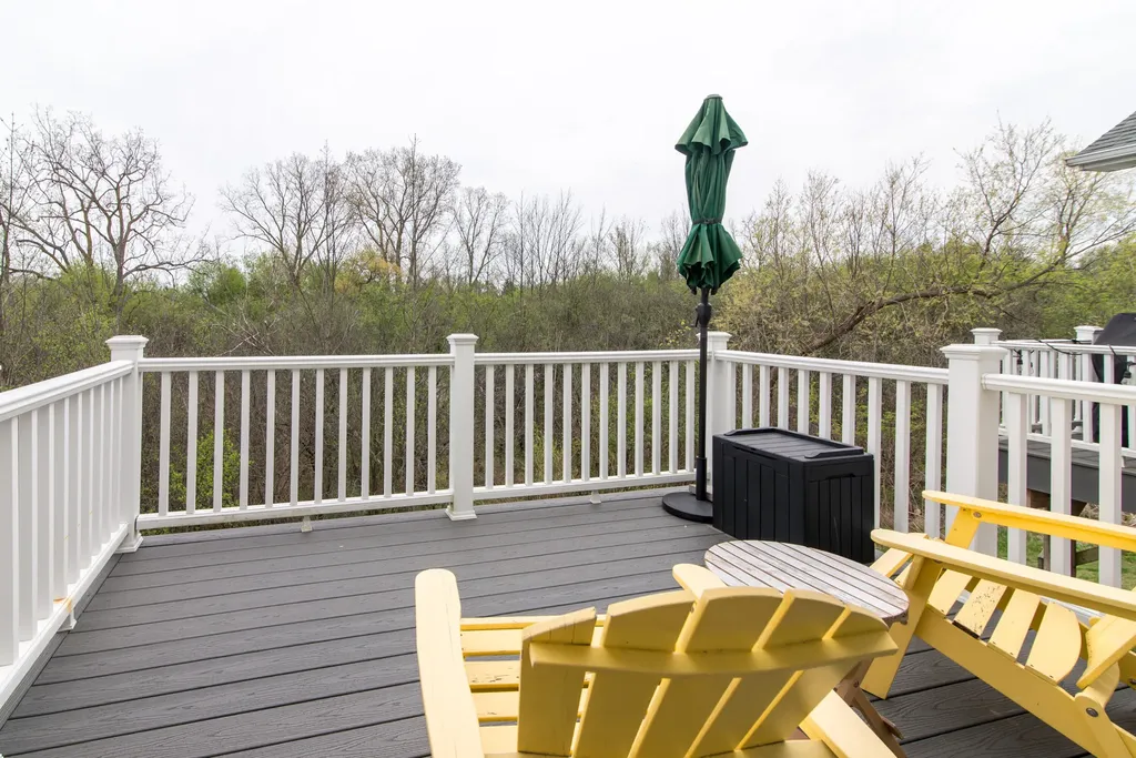 2544 Oxford Circle Scio Township MI 48103