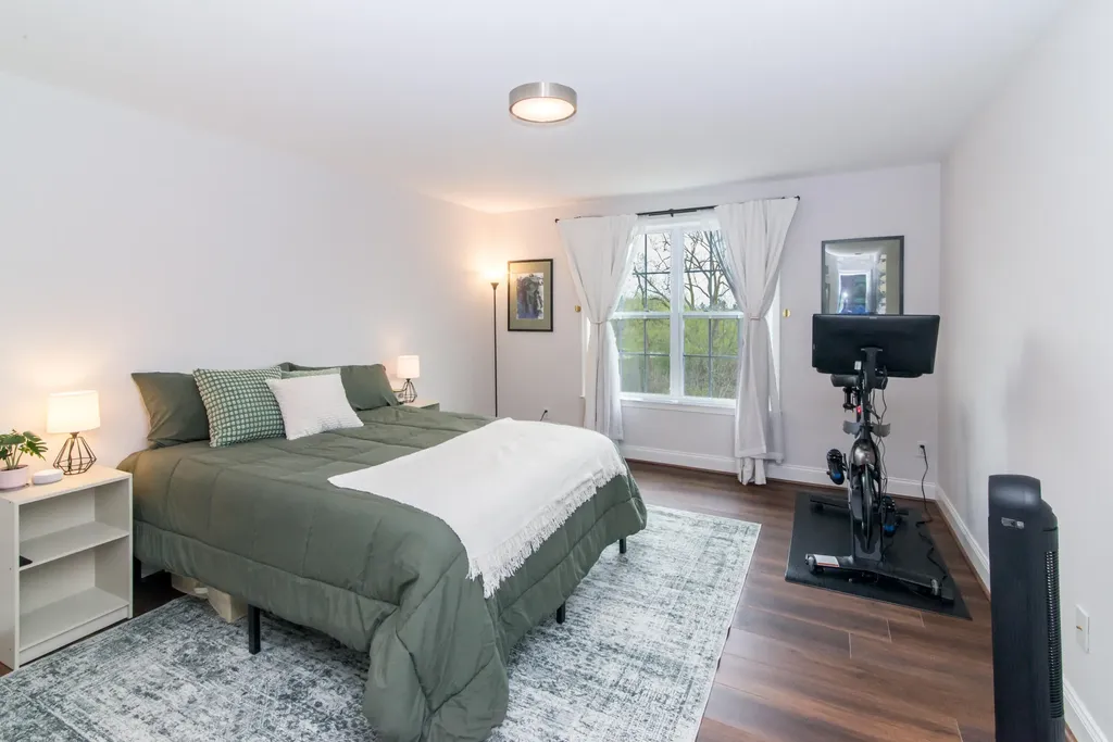 2544 Oxford Circle Scio Township MI 48103