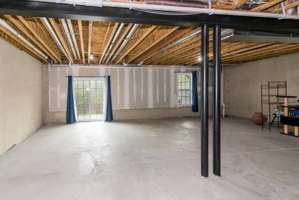 2544 Oxford Circle Scio Township MI 48103