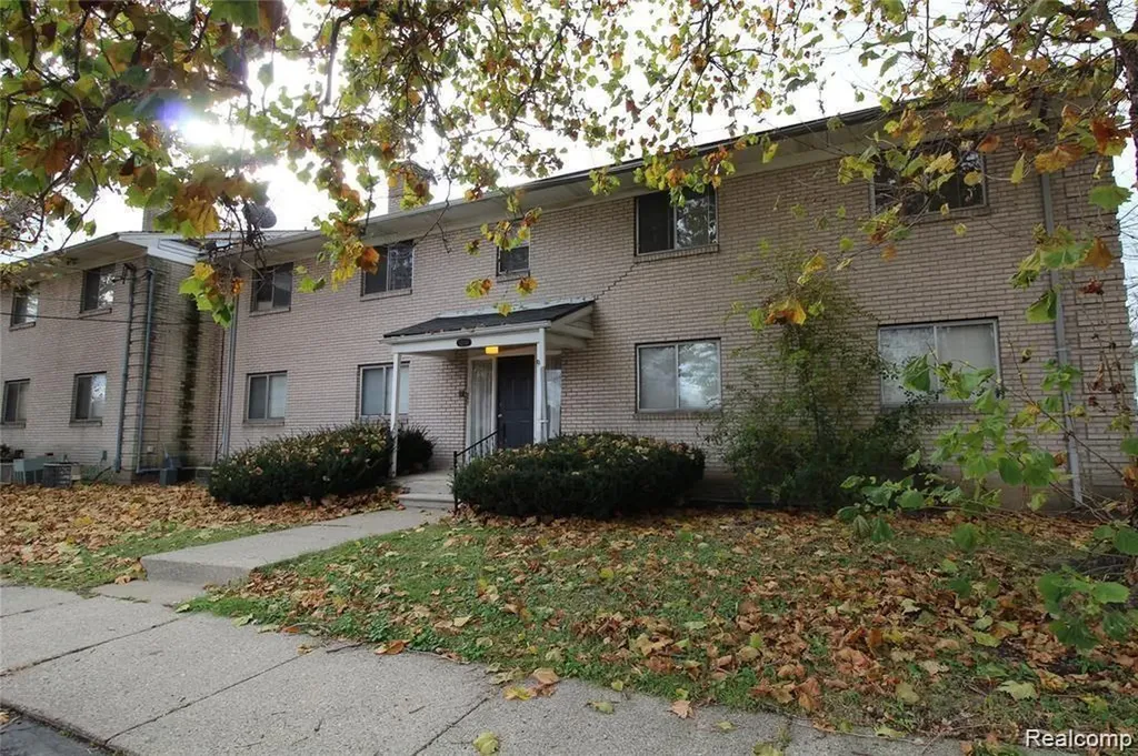 22140 Dante Street Oak Park City MI 48237