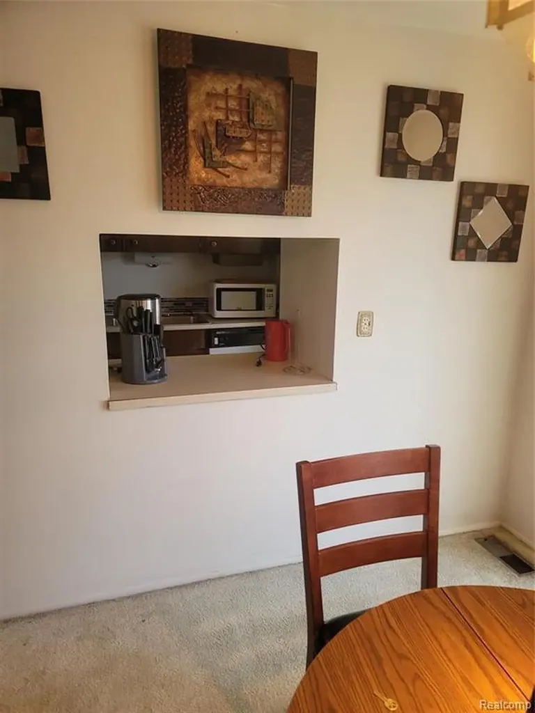 22140 Dante Street Oak Park City MI 48237