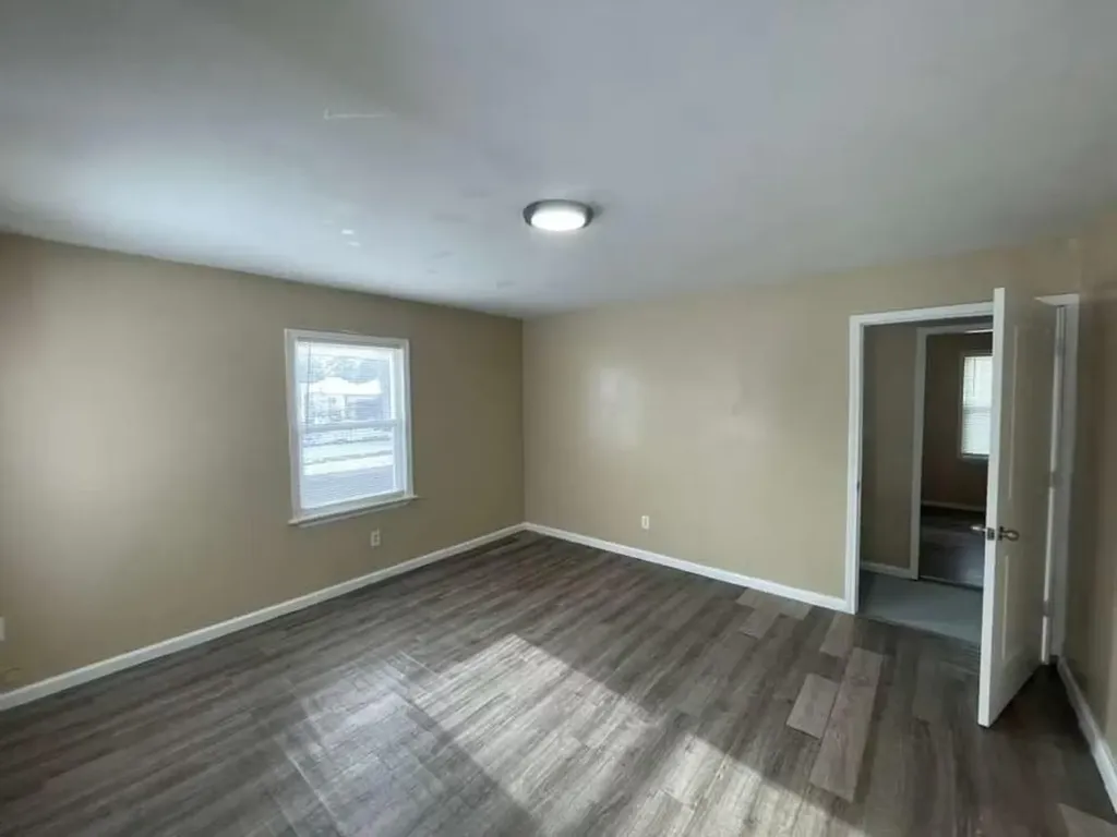 19303 Fairport Street Detroit City MI 48205