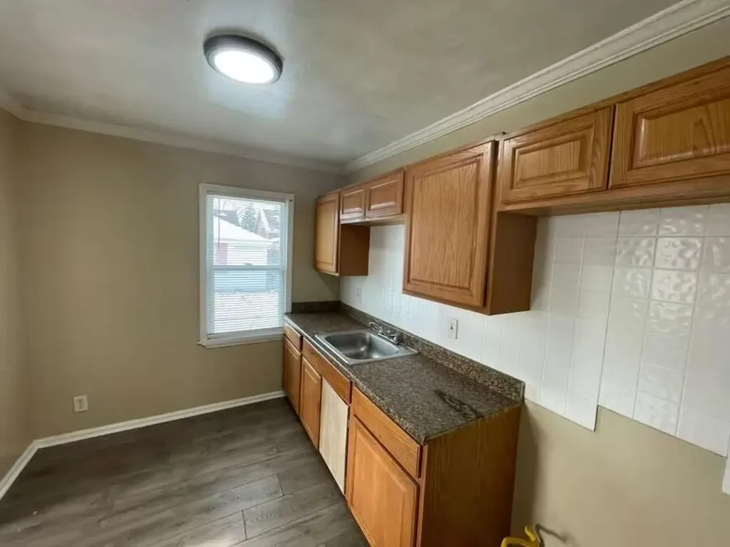 19303 Fairport Street Detroit City MI 48205
