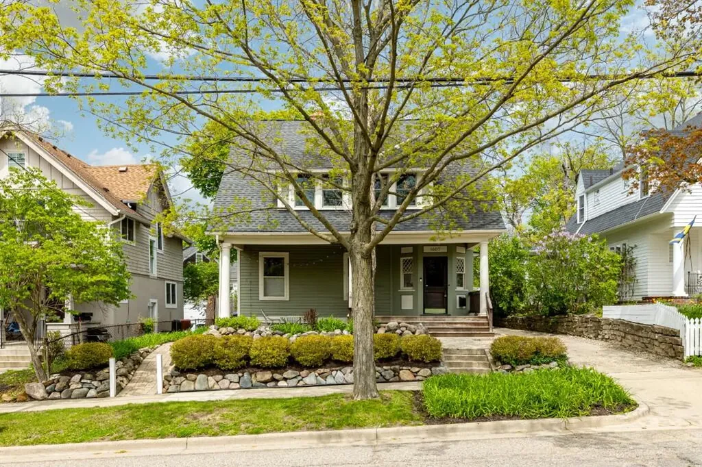 1607 S University Ann Arbor City MI 48104