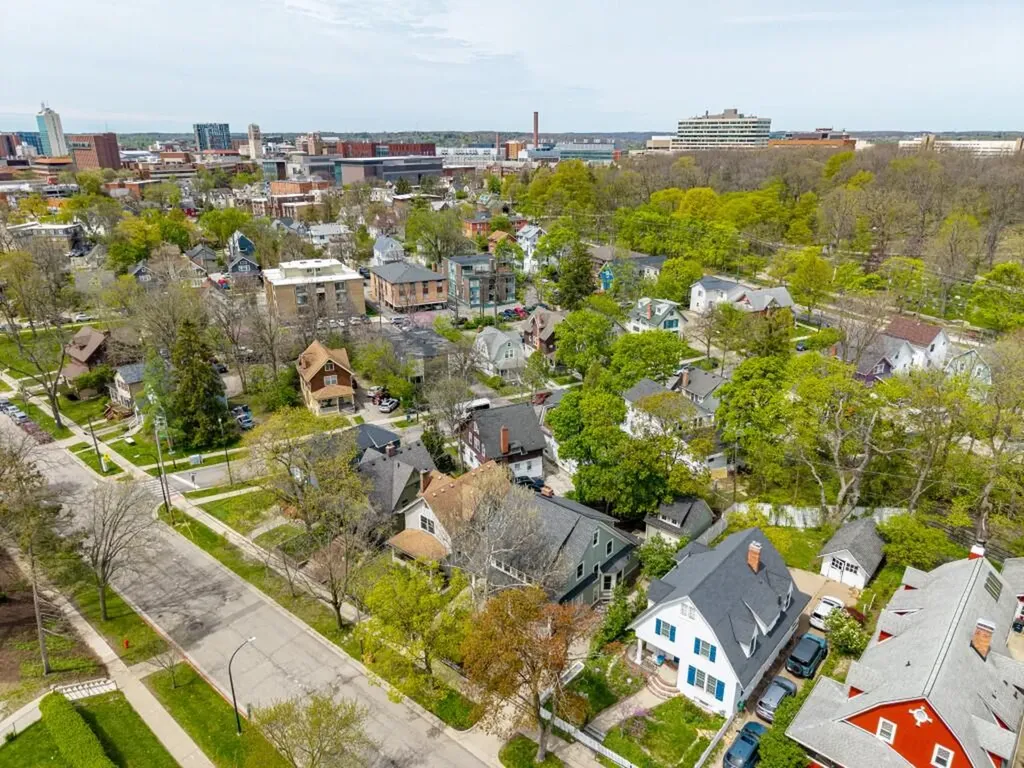 1607 S University Ann Arbor City MI 48104