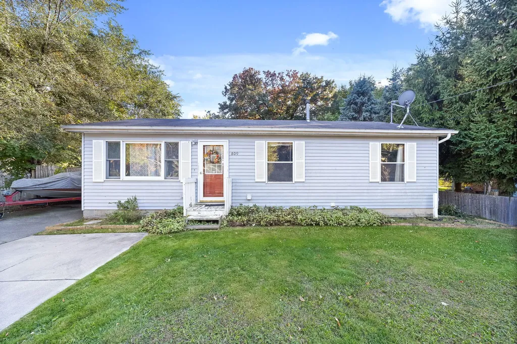 809 W Northrup Street Lansing City MI 48911