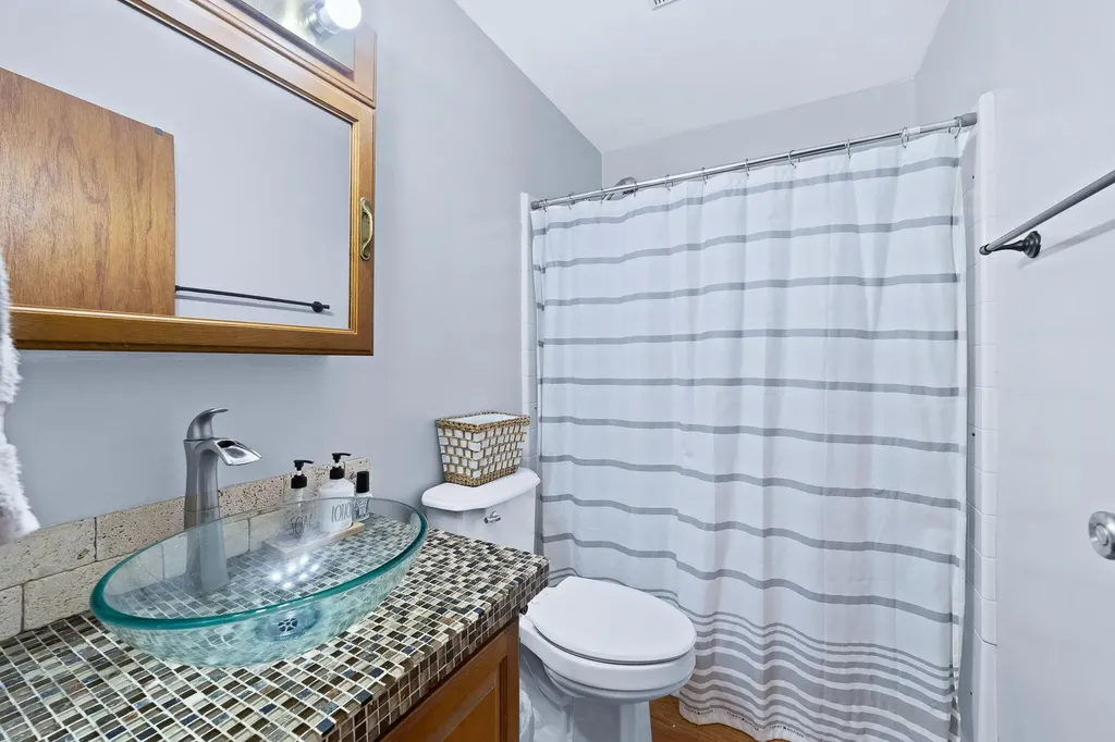 809 W Northrup Street Lansing City MI 48911