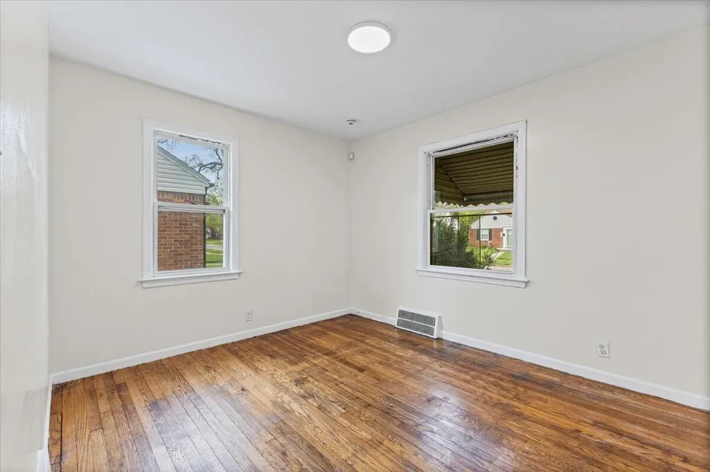 20458 Sorrento Street Detroit City MI 48235