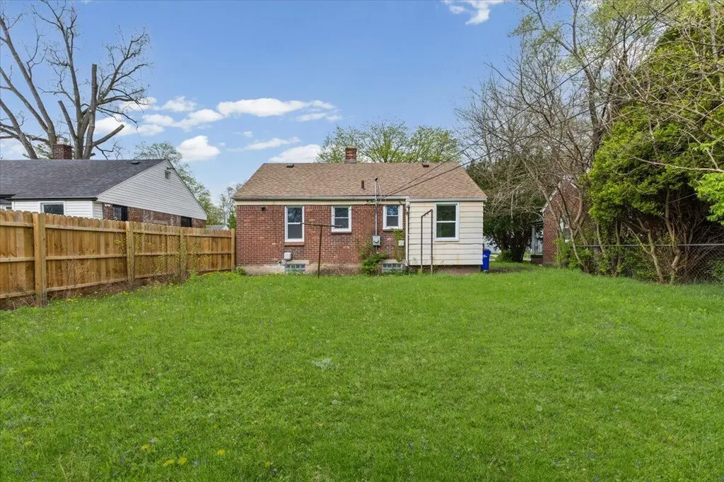 20458 Sorrento Street Detroit City MI 48235