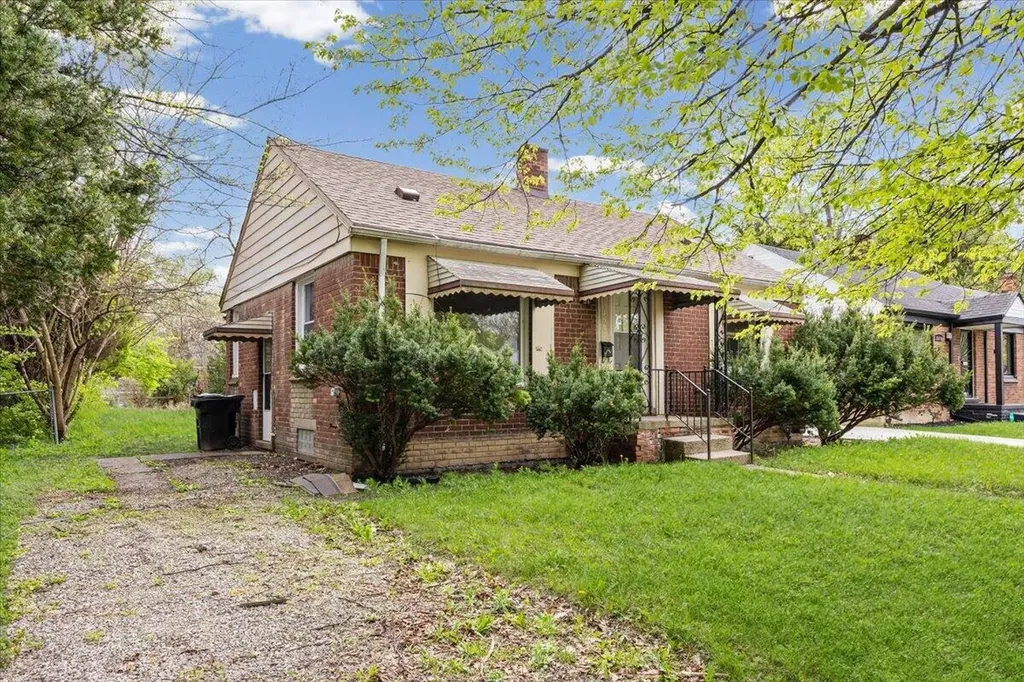 20458 Sorrento Street Detroit City MI 48235