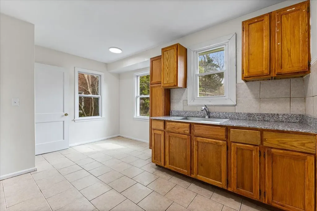 20458 Sorrento Street Detroit City MI 48235