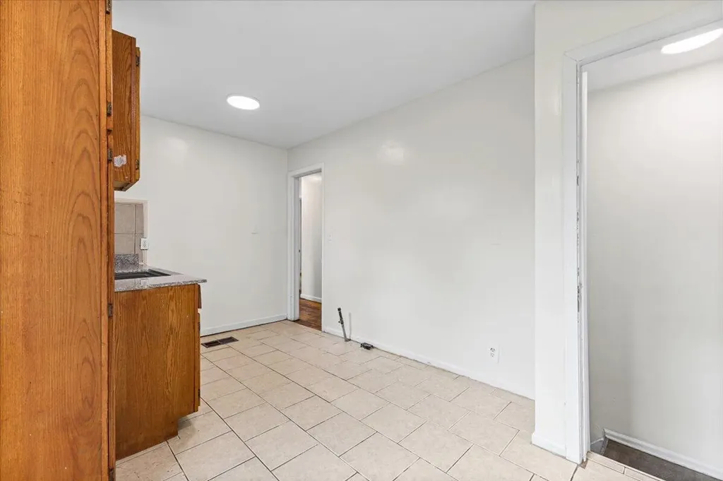 20458 Sorrento Street Detroit City MI 48235