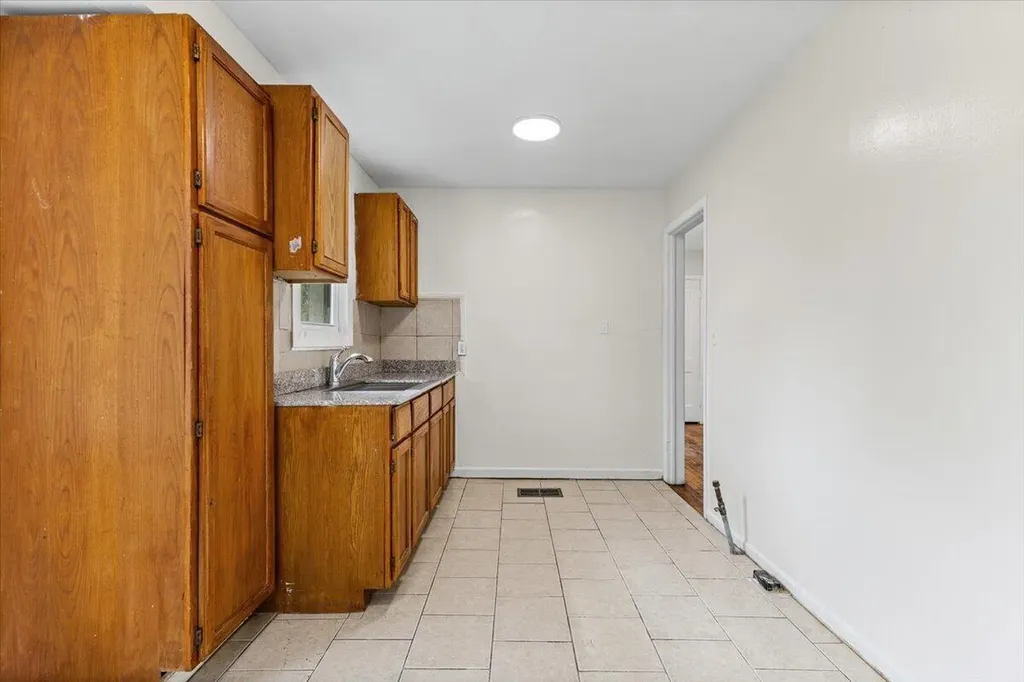 20458 Sorrento Street Detroit City MI 48235